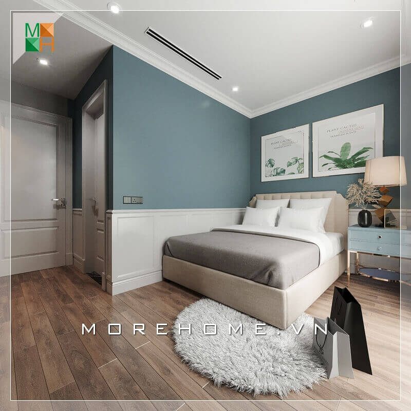 Ấn tượng với chiếc giường bọc nỉ cao cấp và sang trọng màu kem sữa, phù hợp cho diện tích không gian phòng ngủ chung cư hiện đại.