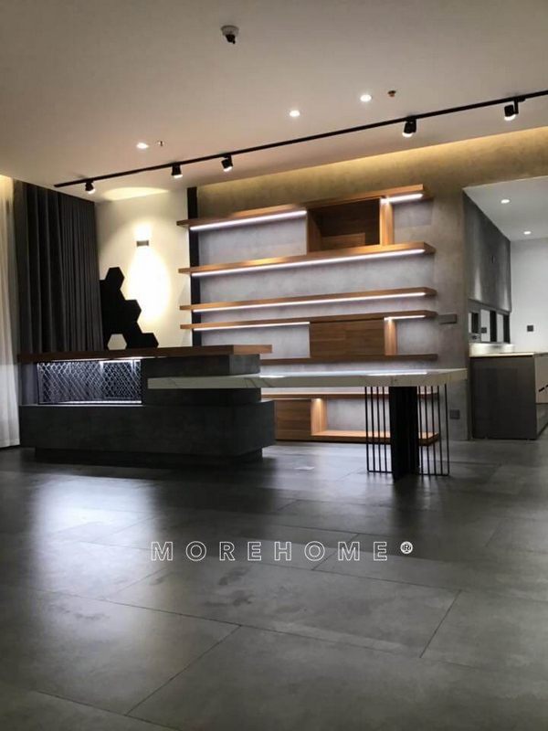 .
Morehome có nhiều kinh nghiệm thi công nội thất hiện đại cho các căn hộ penthouse - duplex cao cấp tại hà nội, như công trình hình ảnh thi công nội thất ở căn hộ penthouse Skylake Phạm Hùng Hà Nội. Nếu quý khách hàng cần thuê đơn vị thi công nội thất tại Hà Nội, vui lòng liên hệ Morehome để được tư vấn và báo giá.